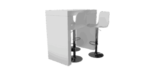 Beursstand Een moderne witte hoge tafel met twee bijpassende witte barkrukken met voetsteunen en chromen onderstellen, tegen een effen witte achtergrond.