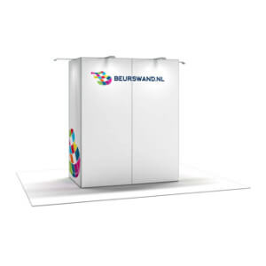 Beursstand A white exhibition booth with colorful abstract designs and the text BEURSWAND.NL printed at the top center, standing on a white platform.